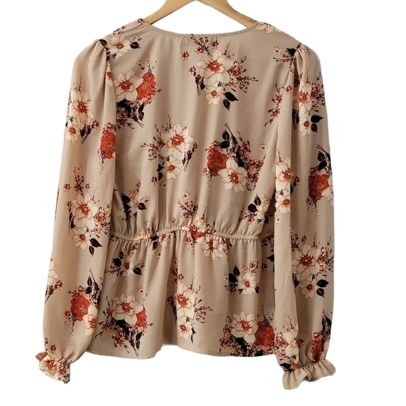 FLORAL Faux Wrap Blouse Size M Stretch Waisted Tunic Top - Picture 3 of 10